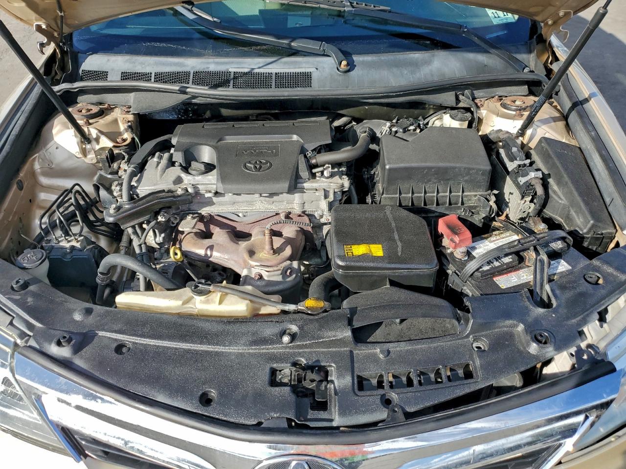 2012 TOYOTA CAMRY BASE photo 21