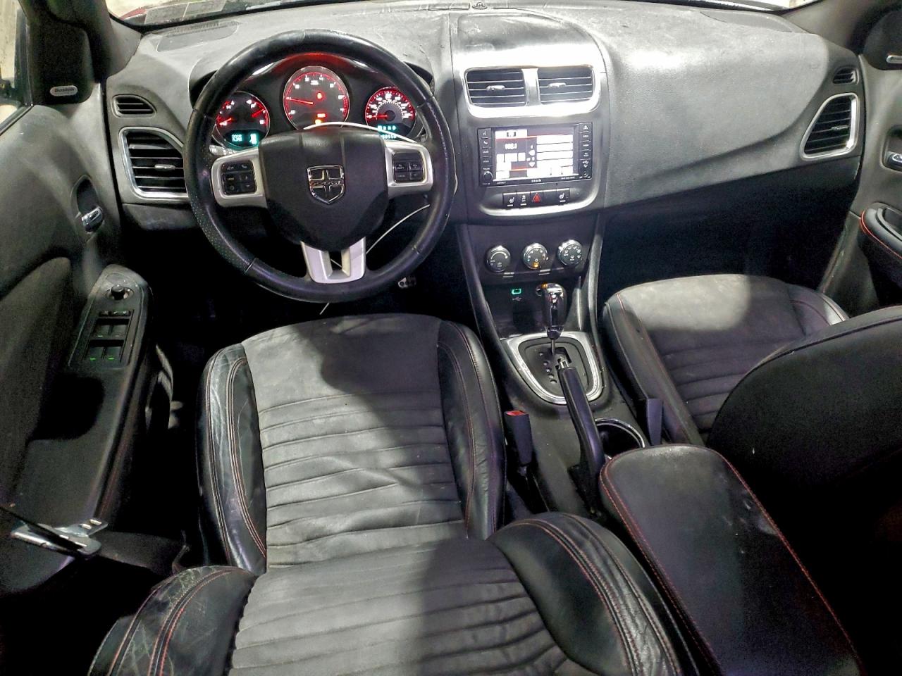 2014 DODGE AVENGER R/T photo 8