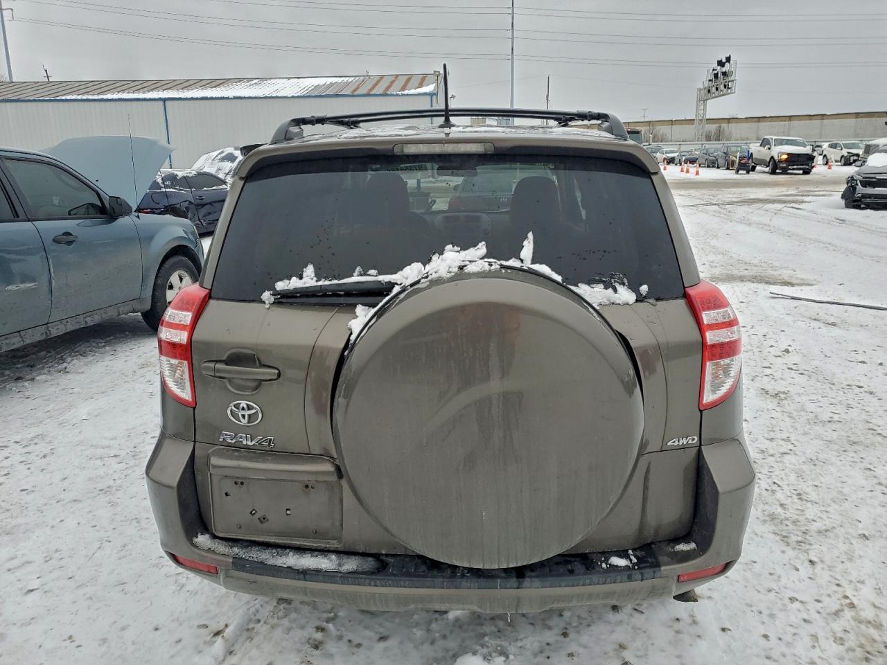 2011 TOYOTA RAV4 photo 6