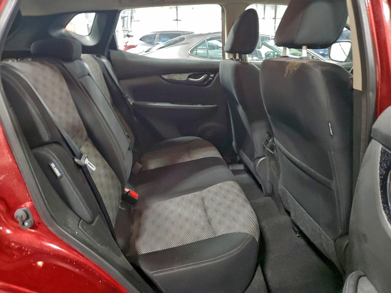 2020 NISSAN ROGUE SPORT S photo 31