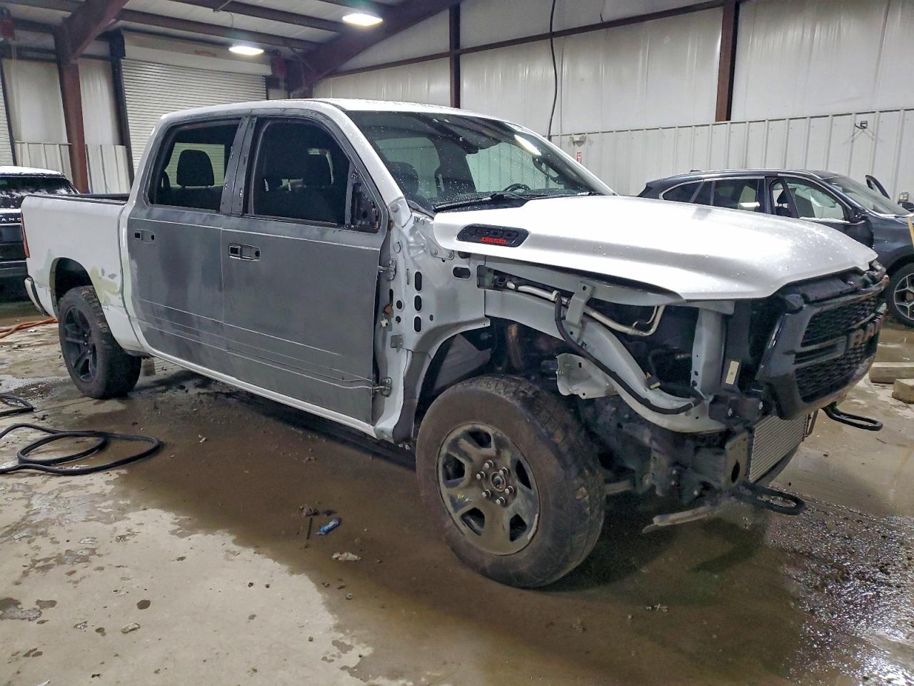 2023 RAM 1500 BIG HORN photo 4