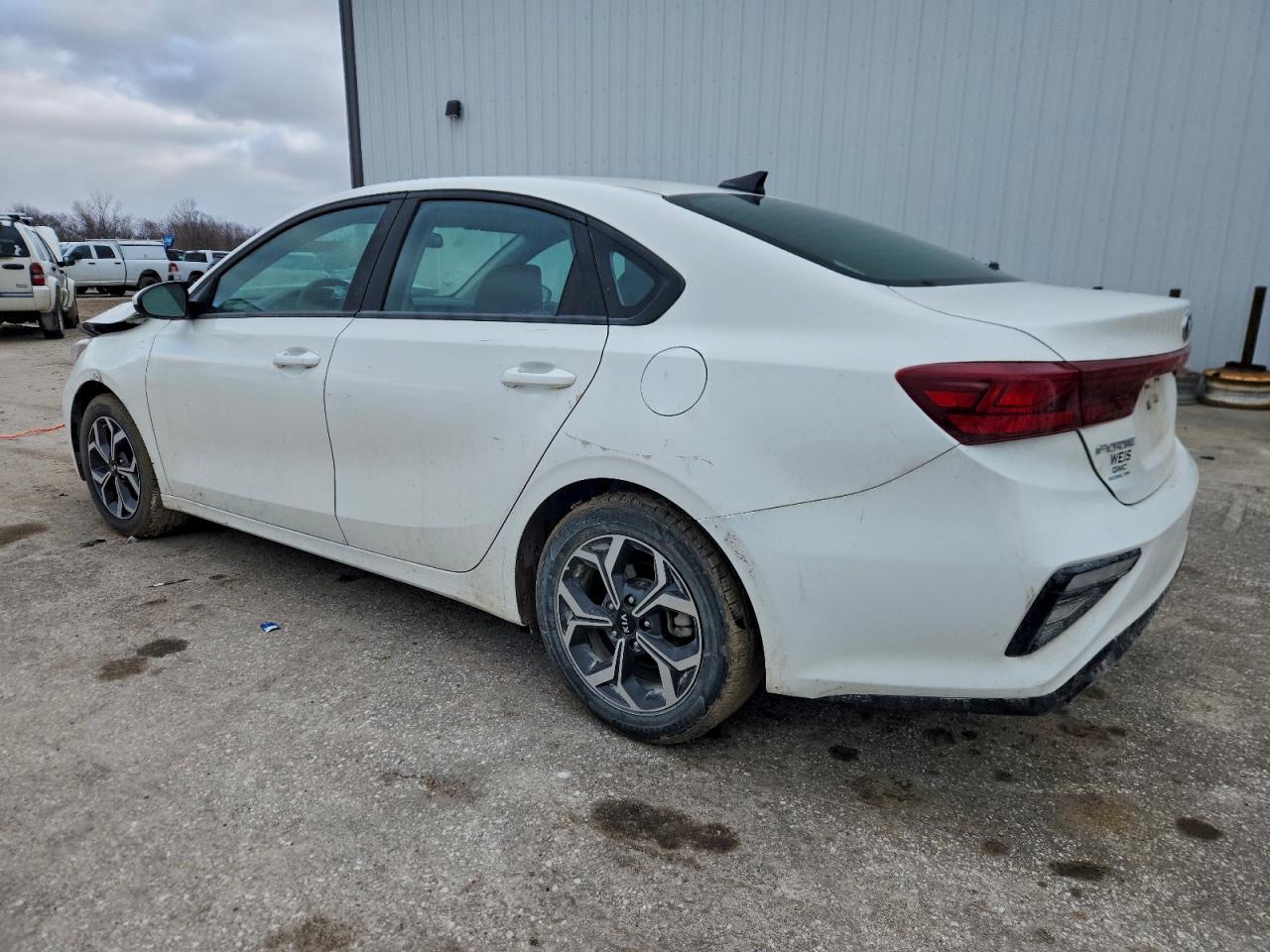 2021 KIA FORTE FE photo 4