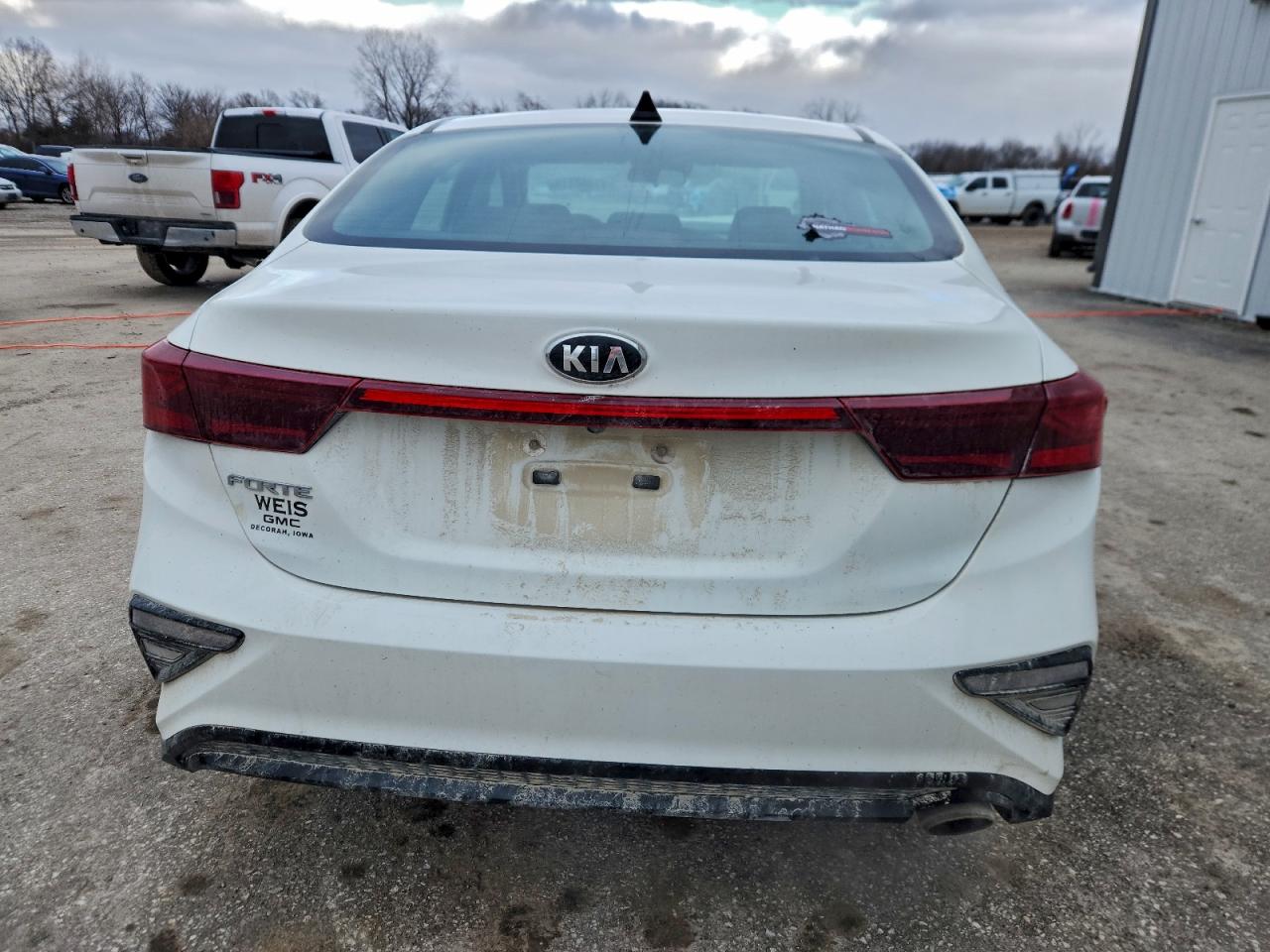 2021 KIA FORTE FE photo 16