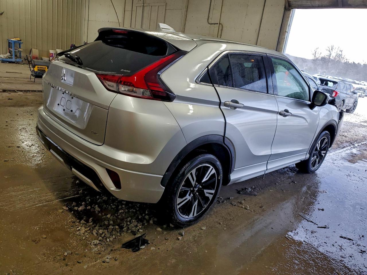 2024 MITSUBISHI ECLIPSE CROSS SE photo 5