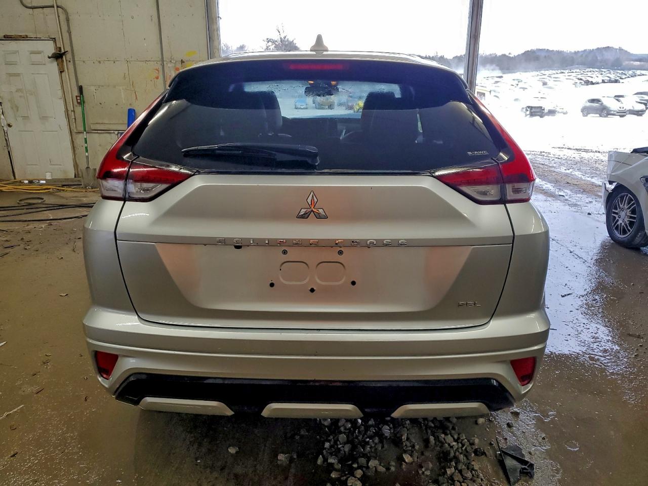 2024 MITSUBISHI ECLIPSE CROSS SE photo 11