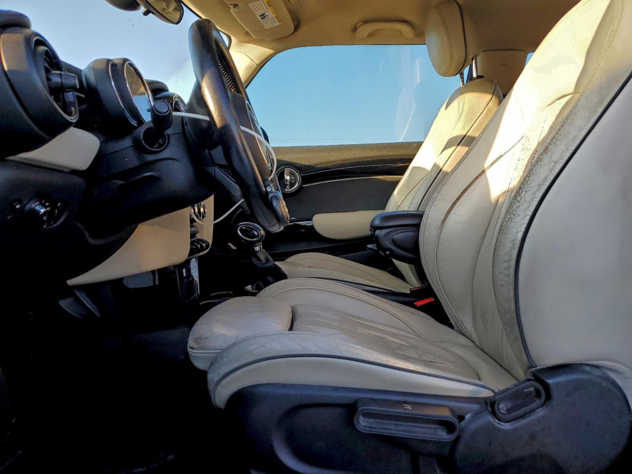2016 MINI COOPER S photo 7