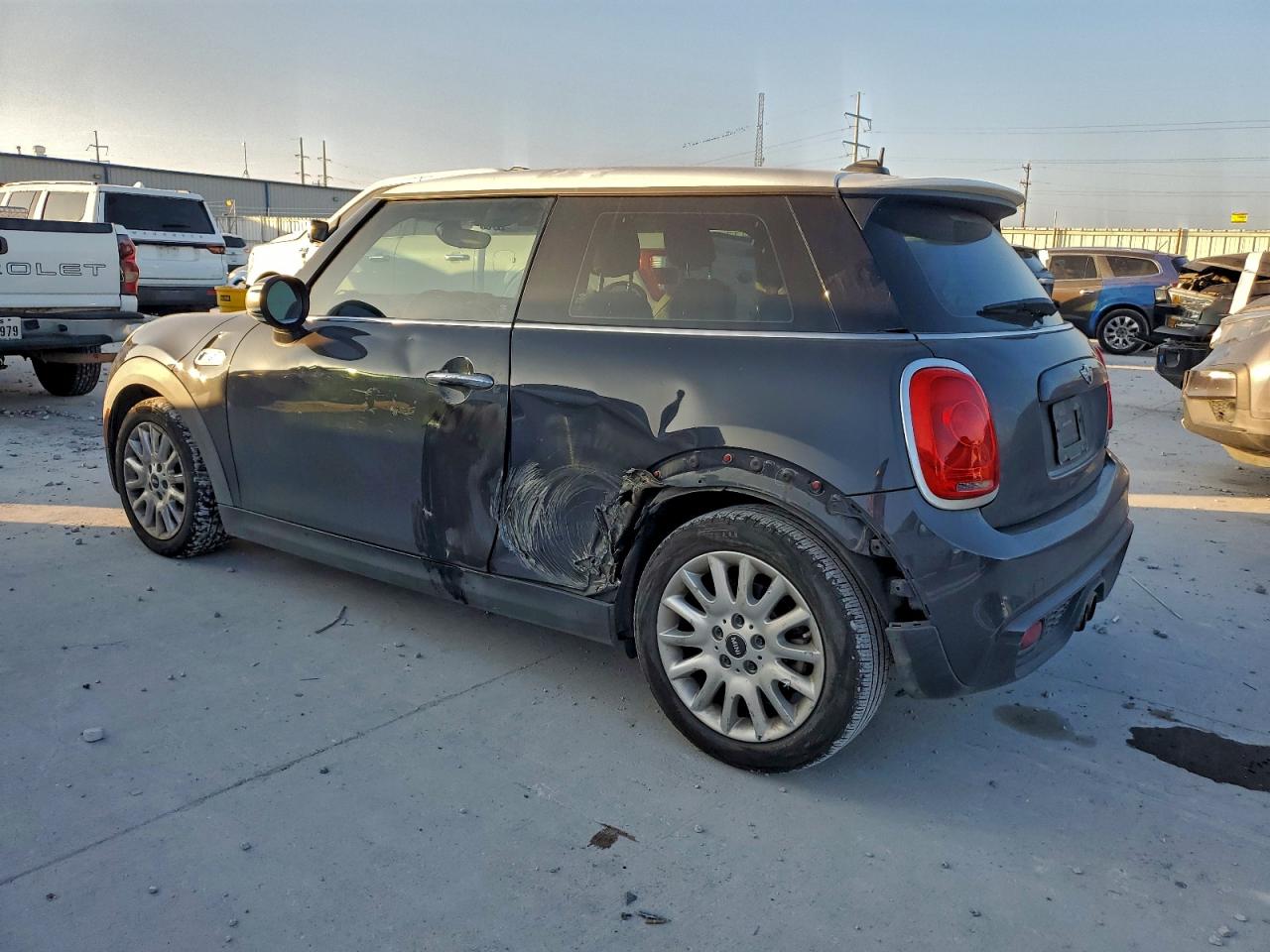 2016 MINI COOPER S photo 2