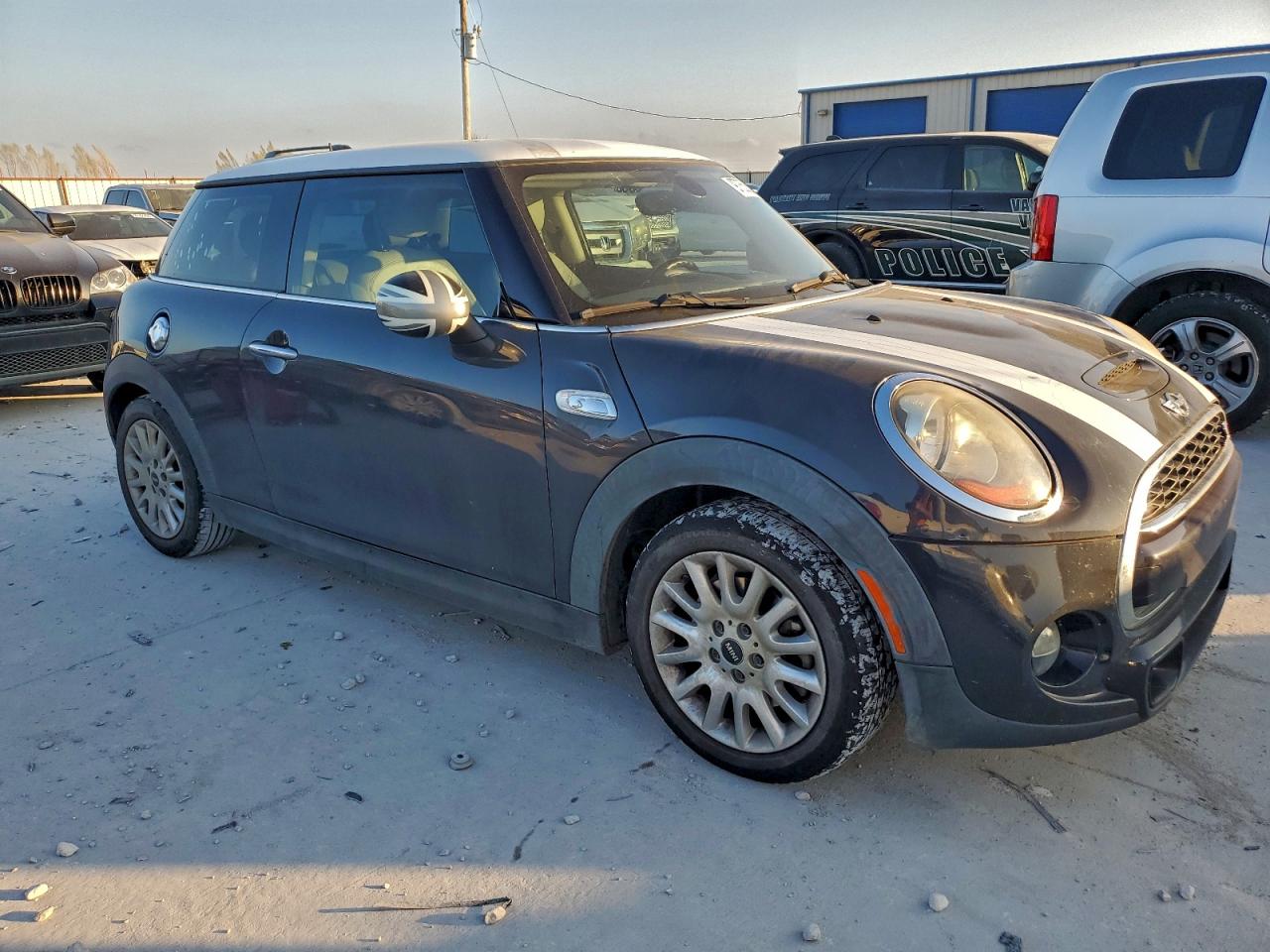 2016 MINI COOPER S photo 4