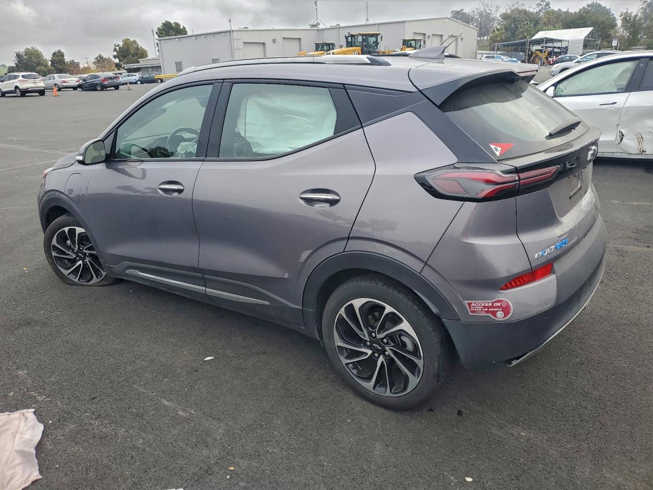2023 CHEVROLET BOLT EUV PREMIER photo 4