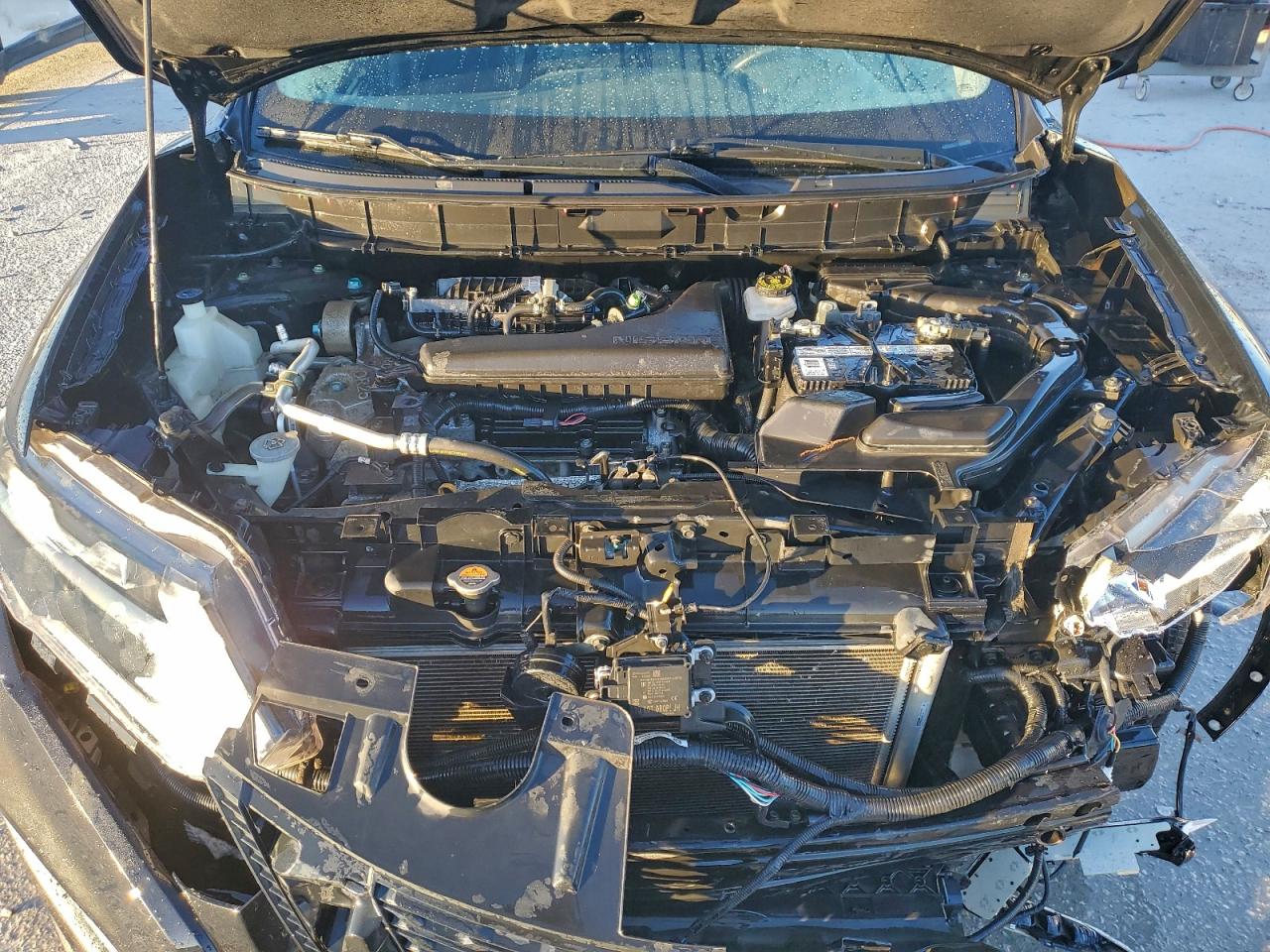 2018 NISSAN ROGUE S photo 23