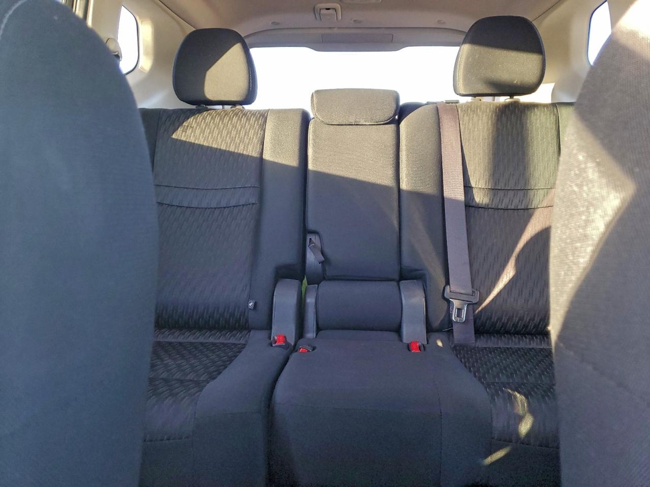 2018 NISSAN ROGUE S photo 19