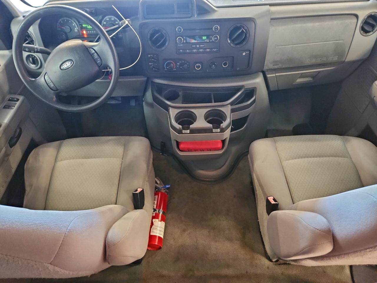 2011 FORD ECONOLINE E350 SUPER DUTY WAGON photo 22