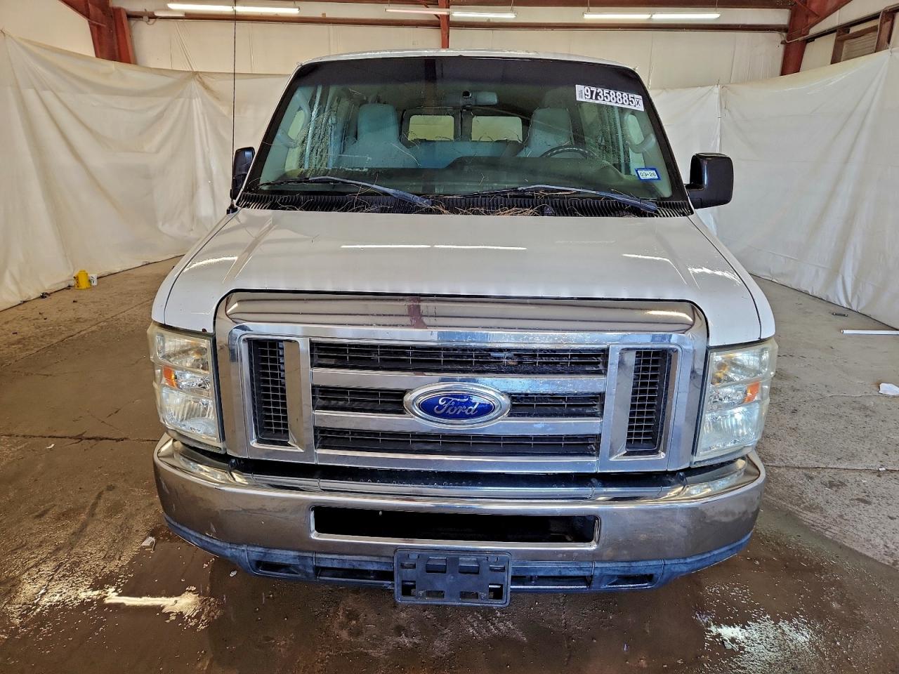 2011 FORD ECONOLINE E350 SUPER DUTY WAGON photo 13