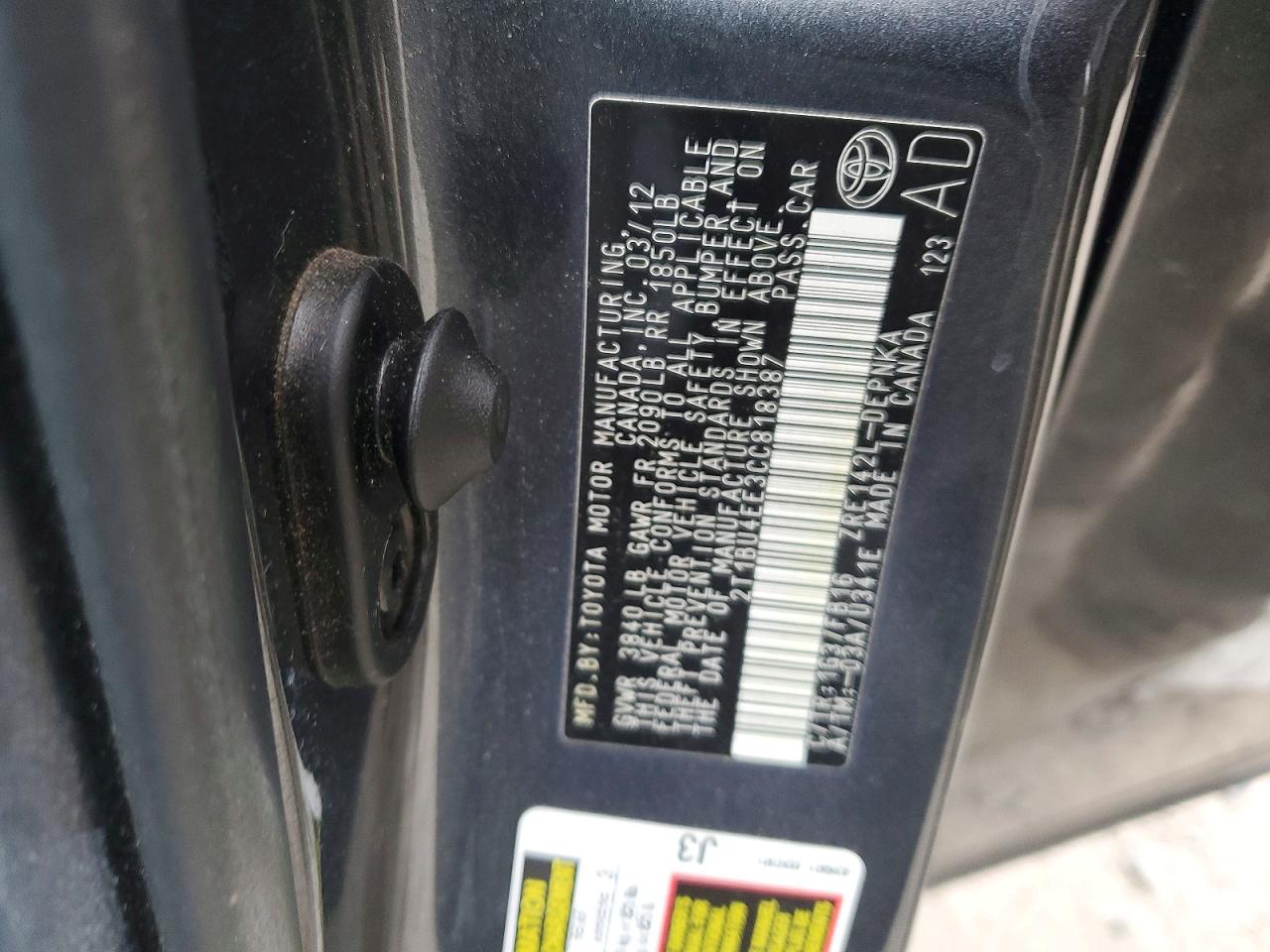 2012 TOYOTA COROLLA BASE photo 34
