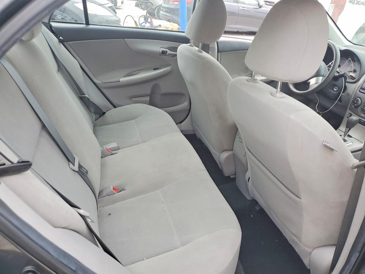 2012 TOYOTA COROLLA BASE photo 28