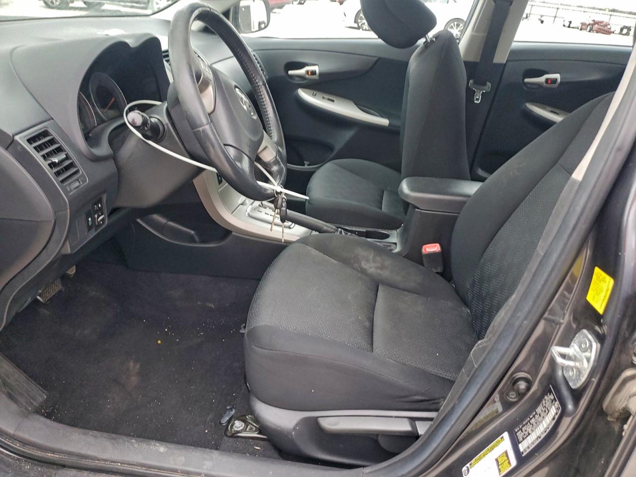 2010 TOYOTA COROLLA BASE photo 7