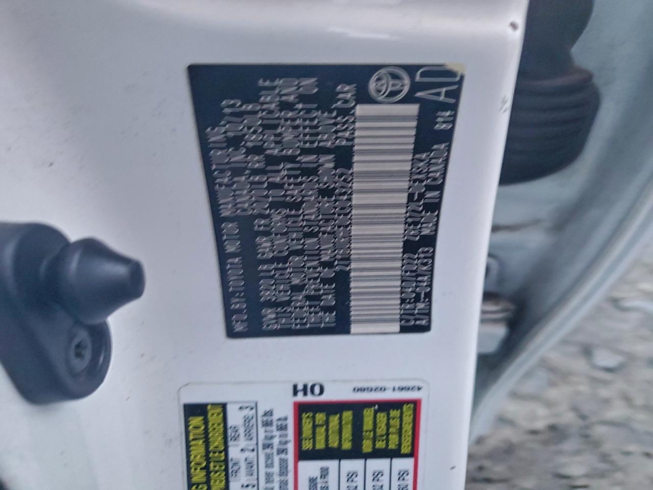 2014 TOYOTA COROLLA L photo 34