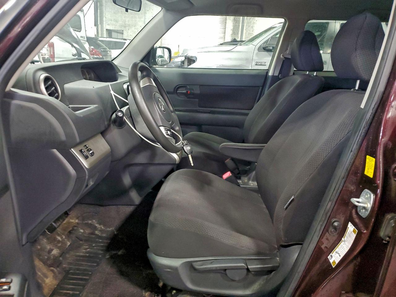 2010 TOYOTA SCION XB photo 7