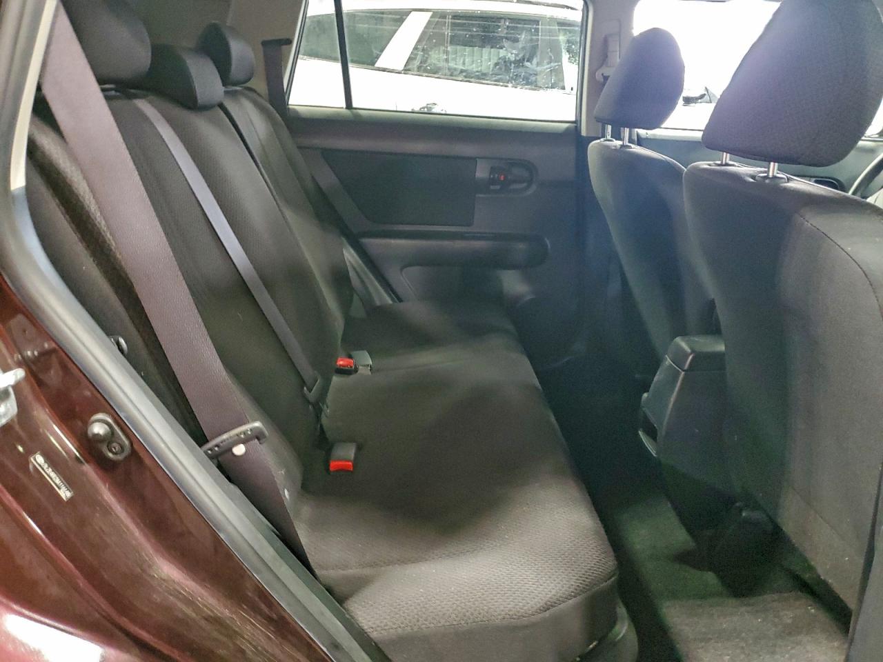 2010 TOYOTA SCION XB photo 11