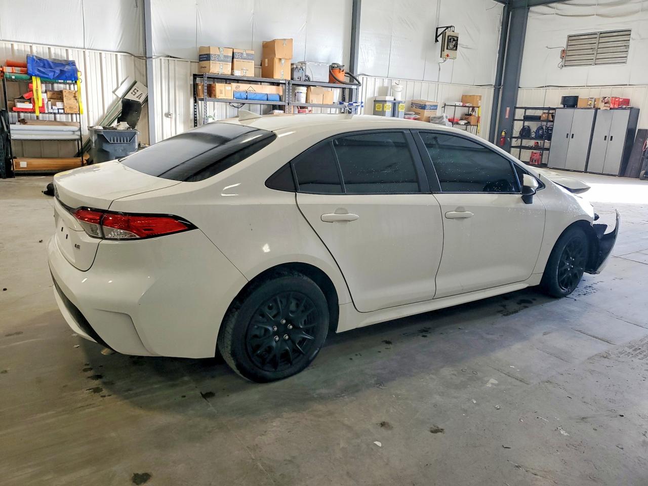 2021 TOYOTA COROLLA LE photo 5