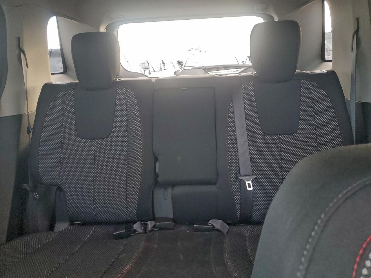 2017 GMC TERRAIN SLE photo 19