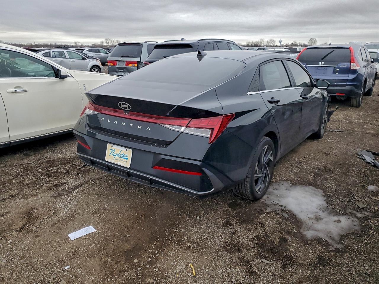 2024 HYUNDAI ELANTRA SEL photo 7