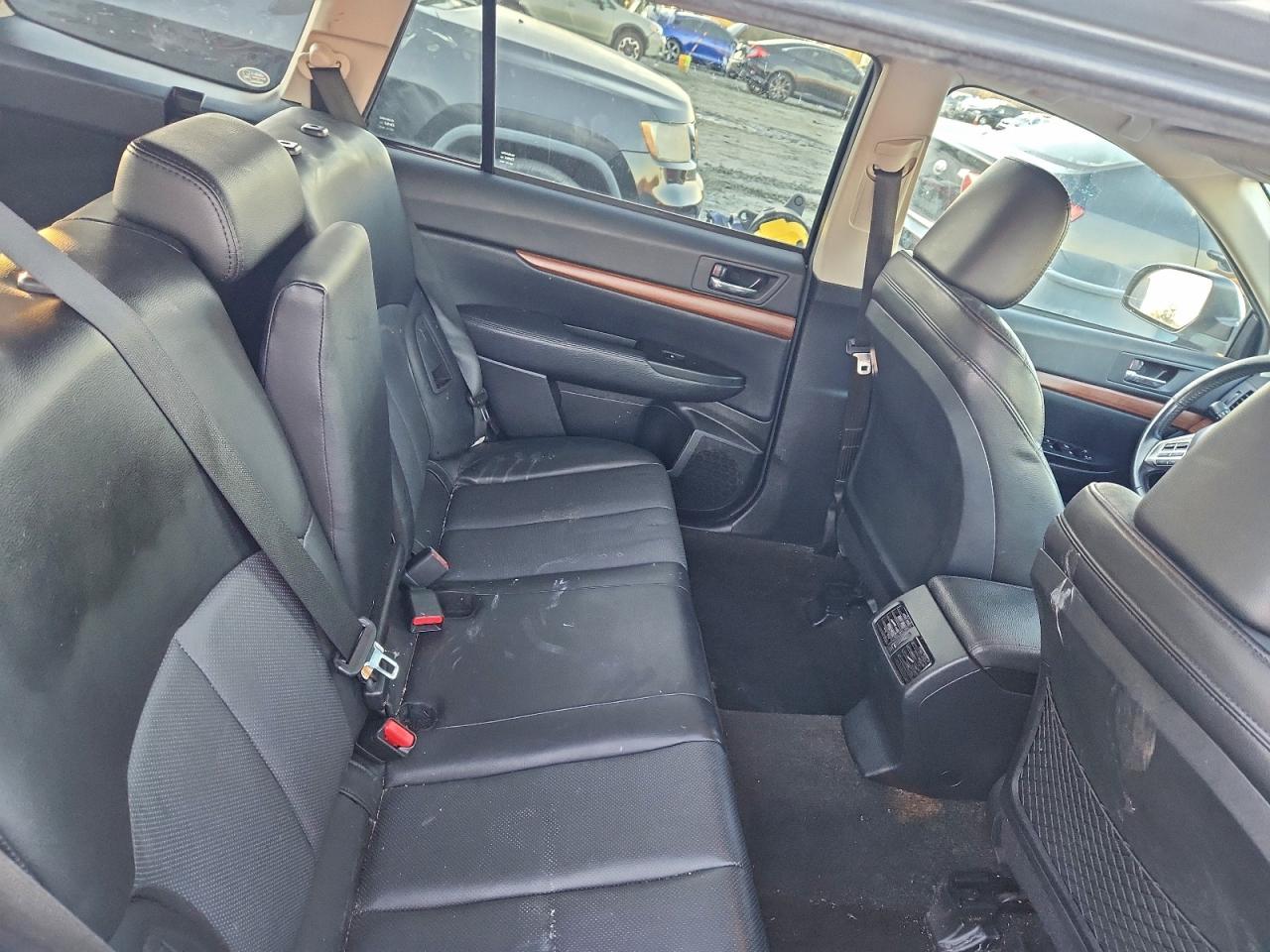 2014 SUBARU OUTBACK 3.6R LIMITED photo 21