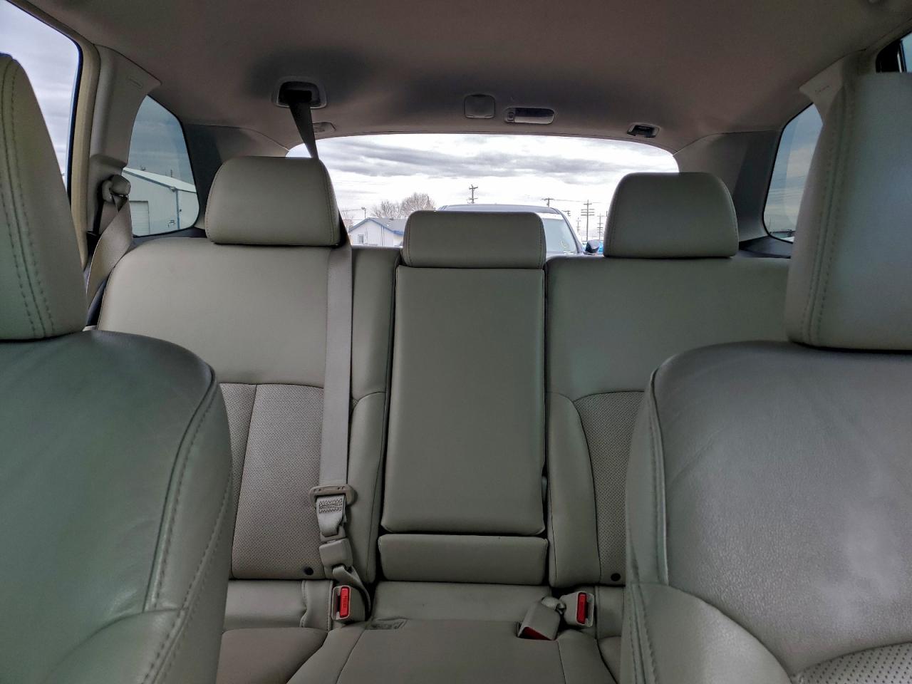 2012 SUBARU OUTBACK 2.5I LIMITED photo 19