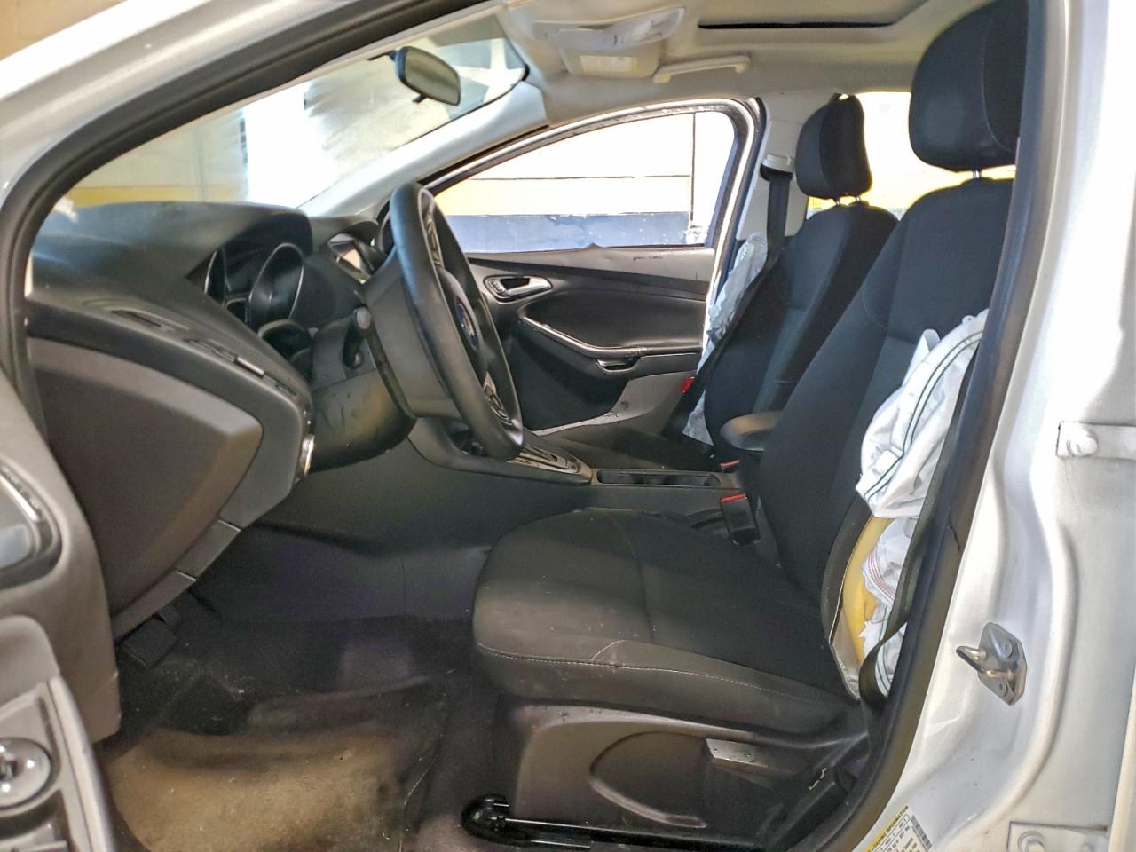 2018 FORD FOCUS SEL photo 7