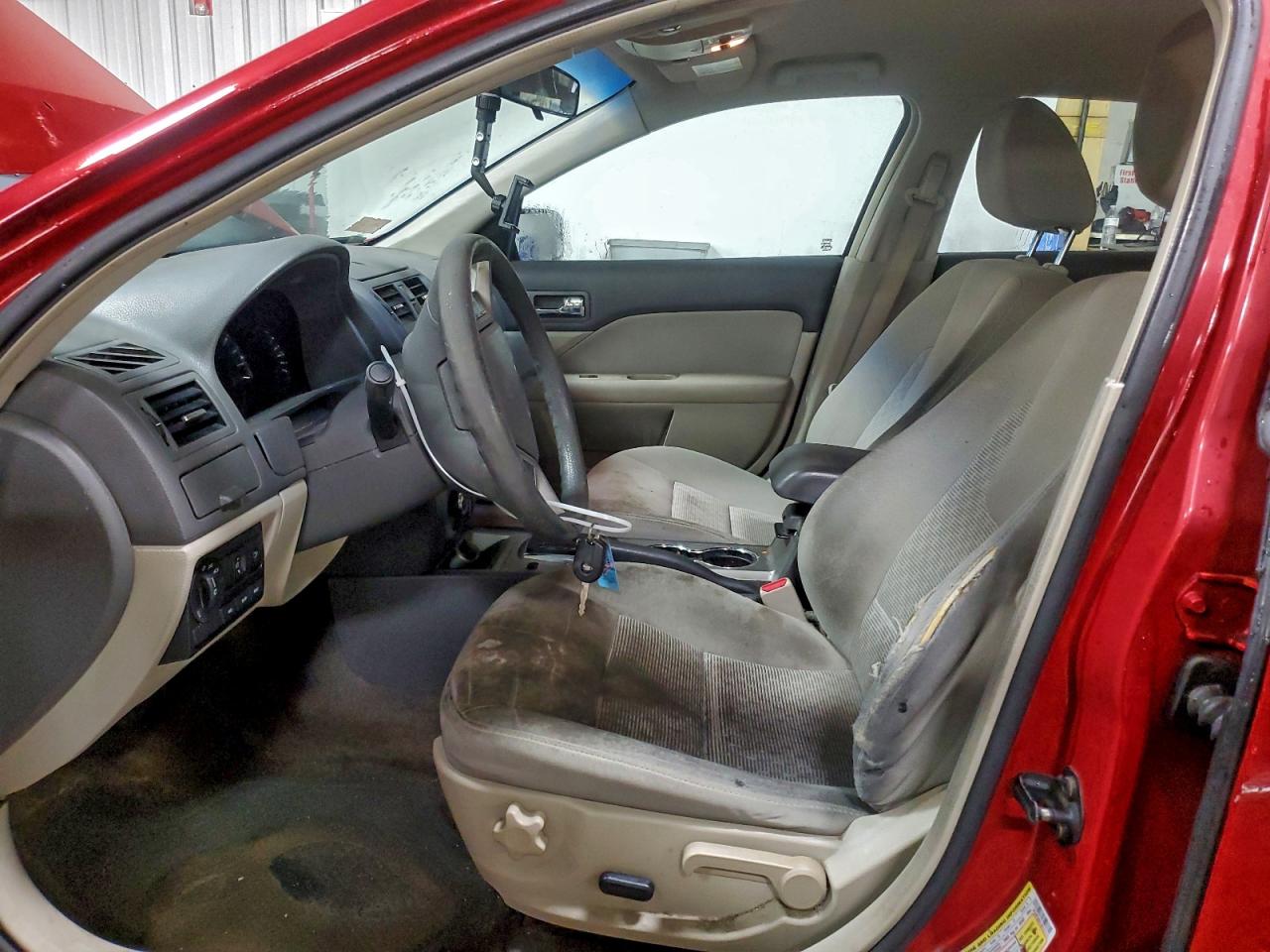 2010 FORD FUSION SE photo 13