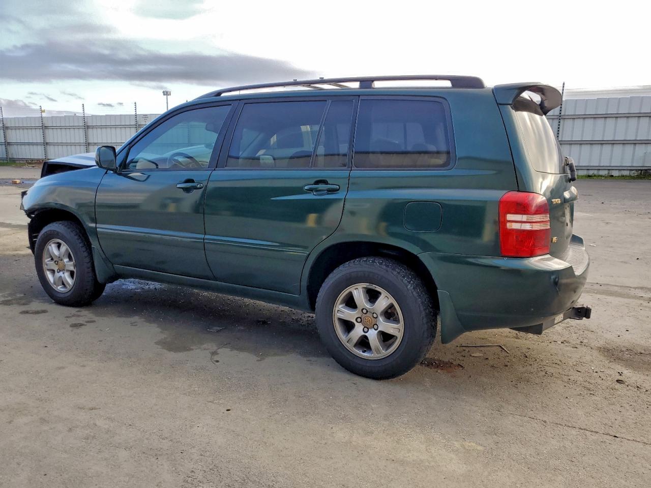 2003 TOYOTA HIGHLANDER LIMITED photo 3