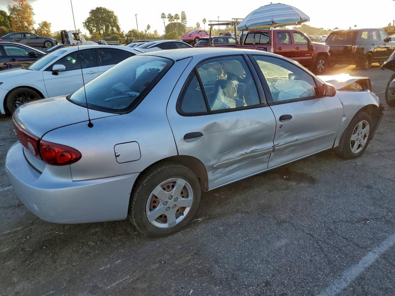 2004 CHEVROLET CAVALIER LS photo 3