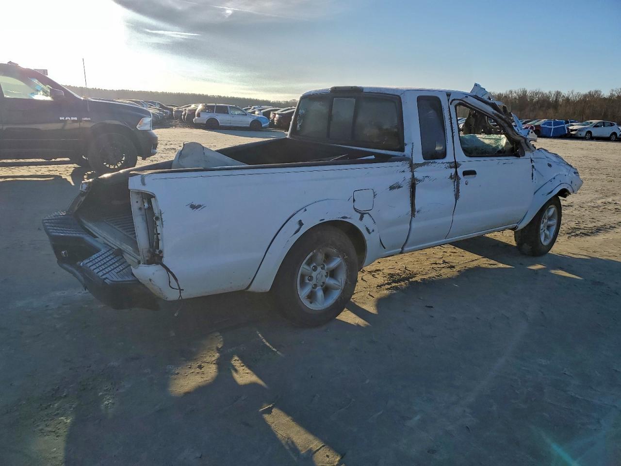 2003 NISSAN FRONTIER KING CAB XE photo 5