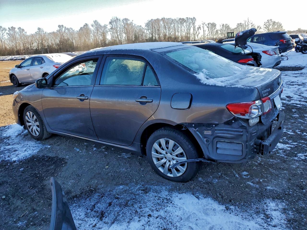 2013 TOYOTA COROLLA BASE photo 3