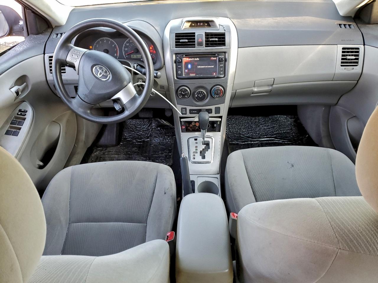 2013 TOYOTA COROLLA BASE photo 15