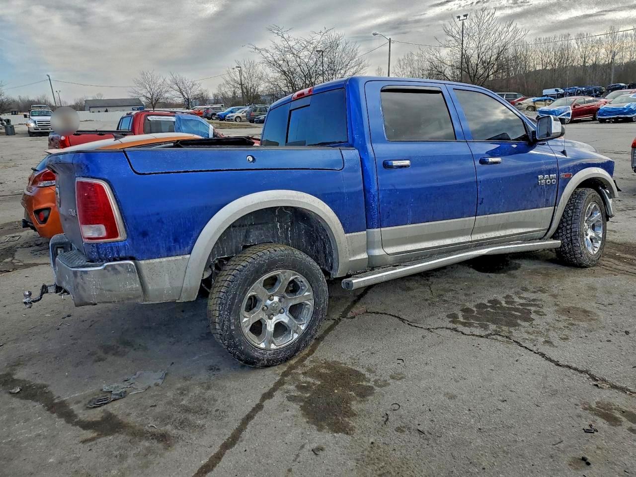 2015 RAM 1500 LARAMIE photo 5
