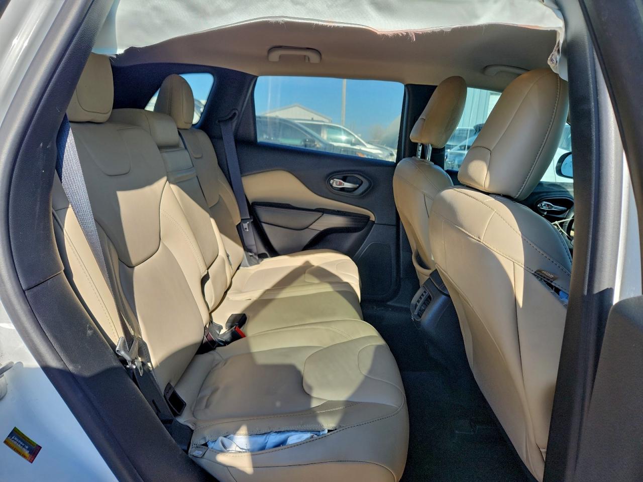 2017 JEEP CHEROKEE LIMITED photo 10