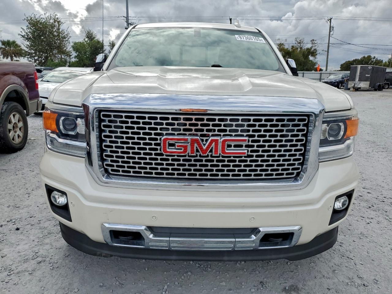 2015 GMC SIERRA K1500 DENALI photo 5