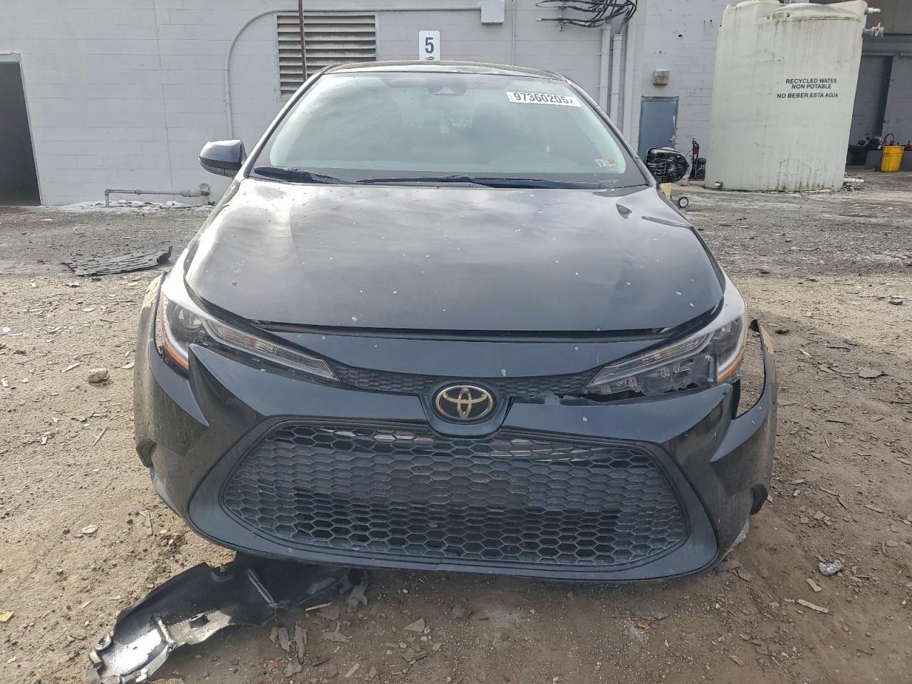 2022 TOYOTA COROLLA LE photo 5