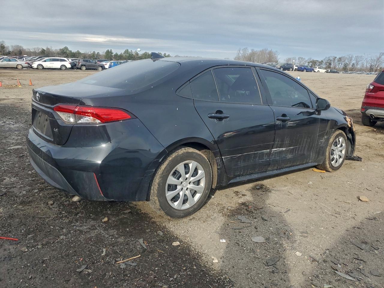 2022 TOYOTA COROLLA LE photo 3