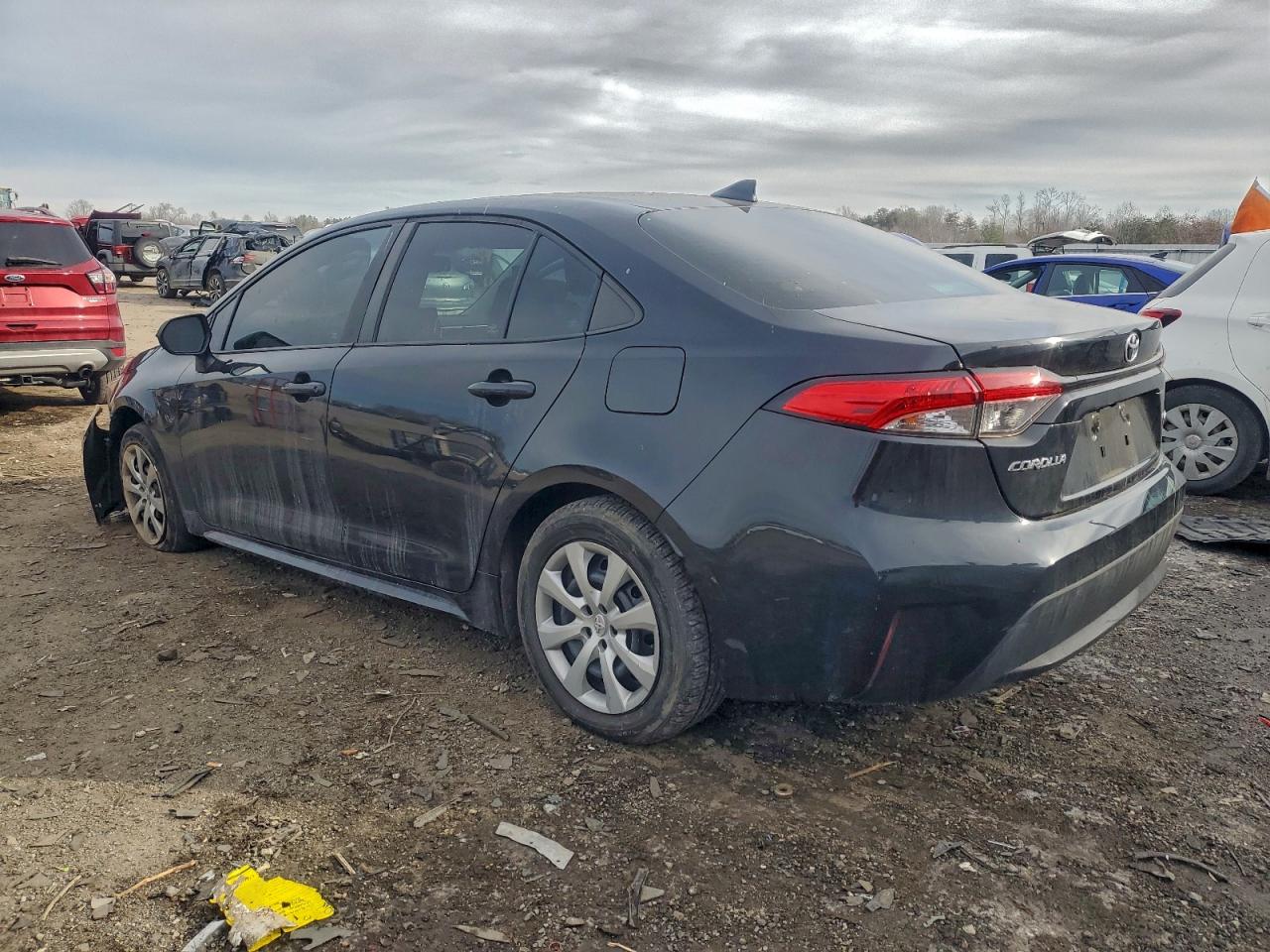 2022 TOYOTA COROLLA LE photo 2