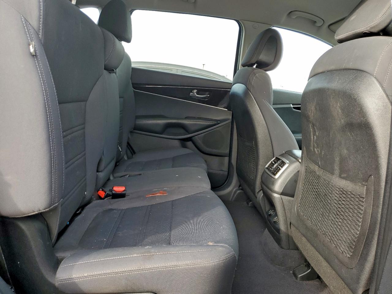 2016 KIA SORENTO LX photo 21