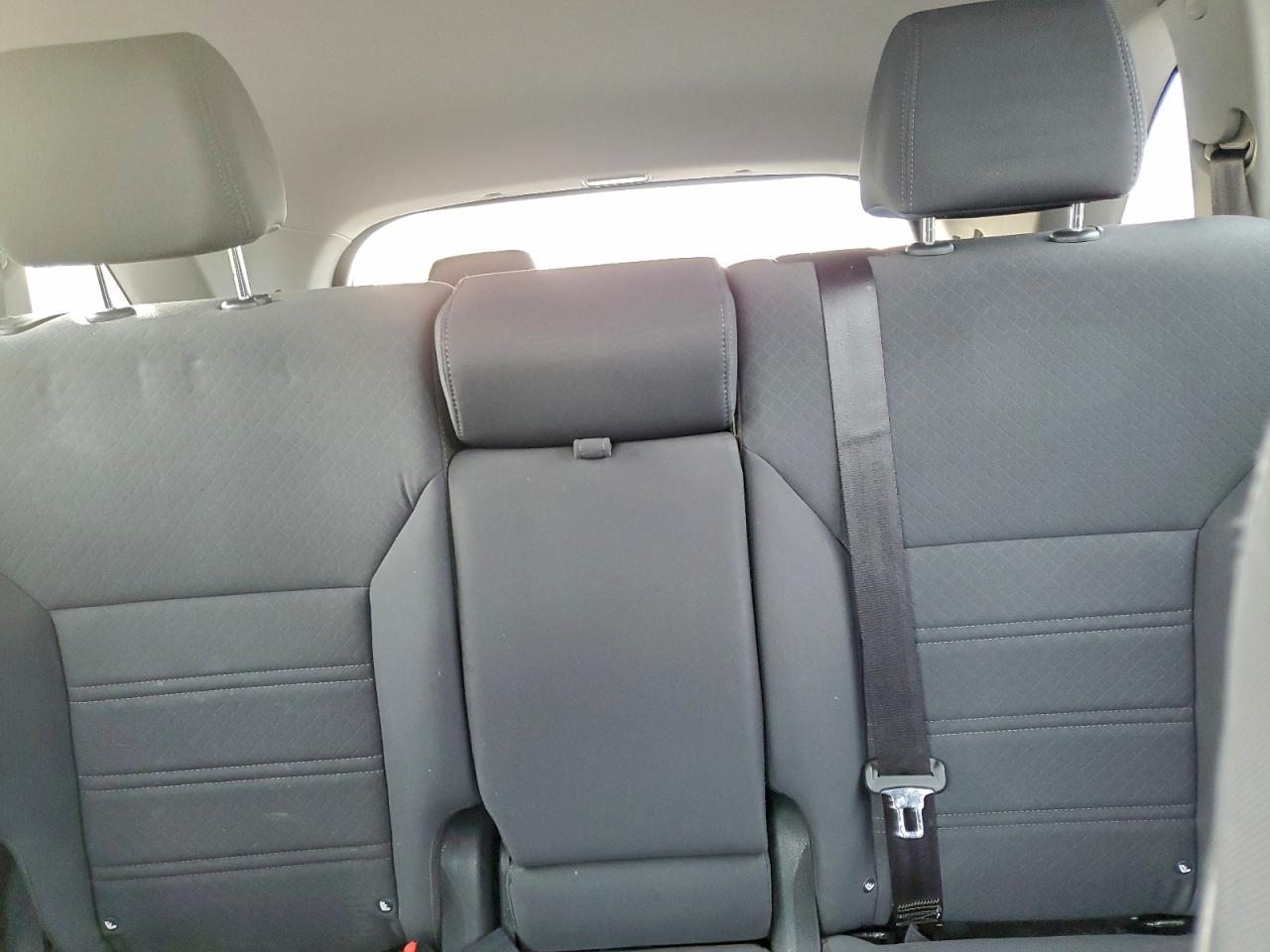 2016 KIA SORENTO LX photo 19