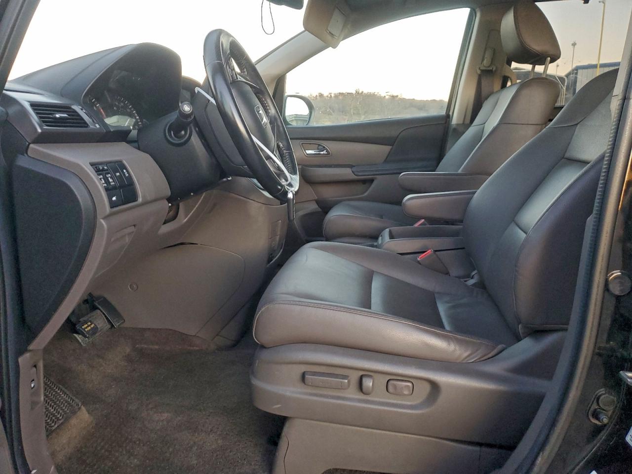 2014 HONDA ODYSSEY EXL photo 13