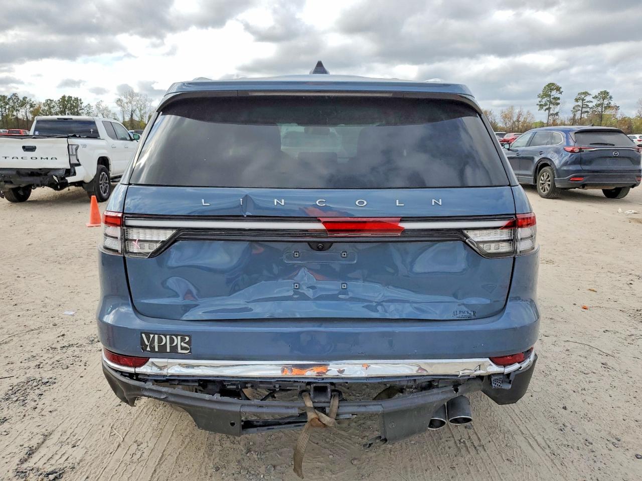 2025 LINCOLN AVIATOR RESERVE photo 6