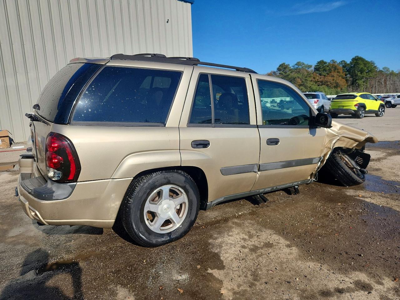 2005 CHEVROLET TRAILBLAZER LS photo 3