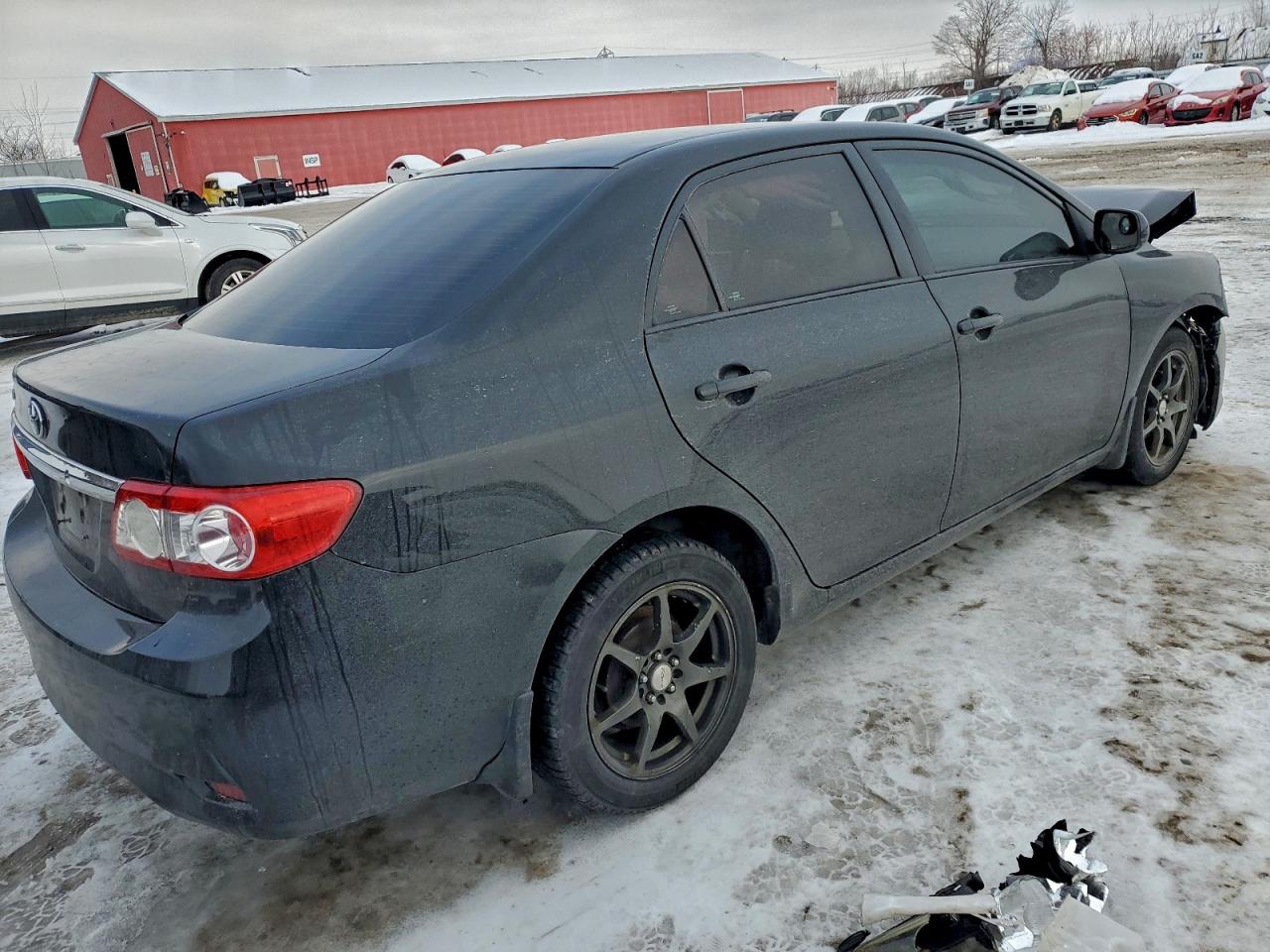 2013 TOYOTA COROLLA BASE photo 3
