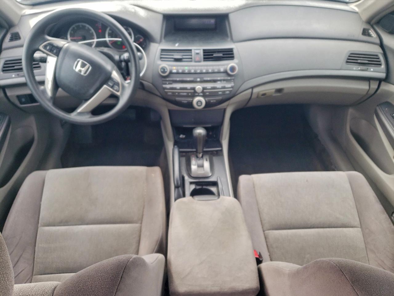 2009 HONDA ACCORD LXP photo 8