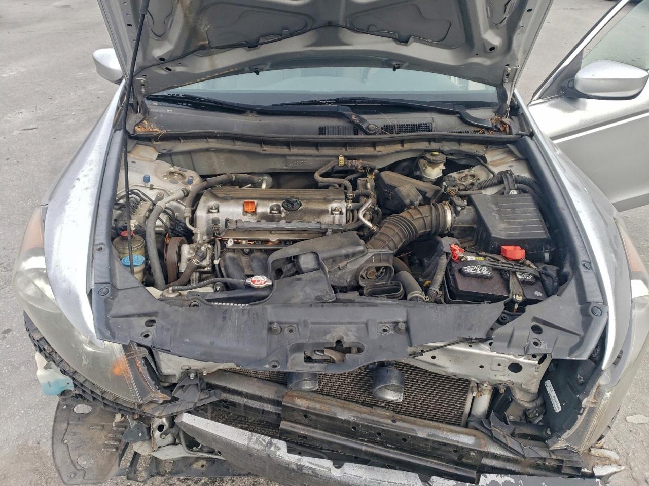 2009 HONDA ACCORD LXP photo 11