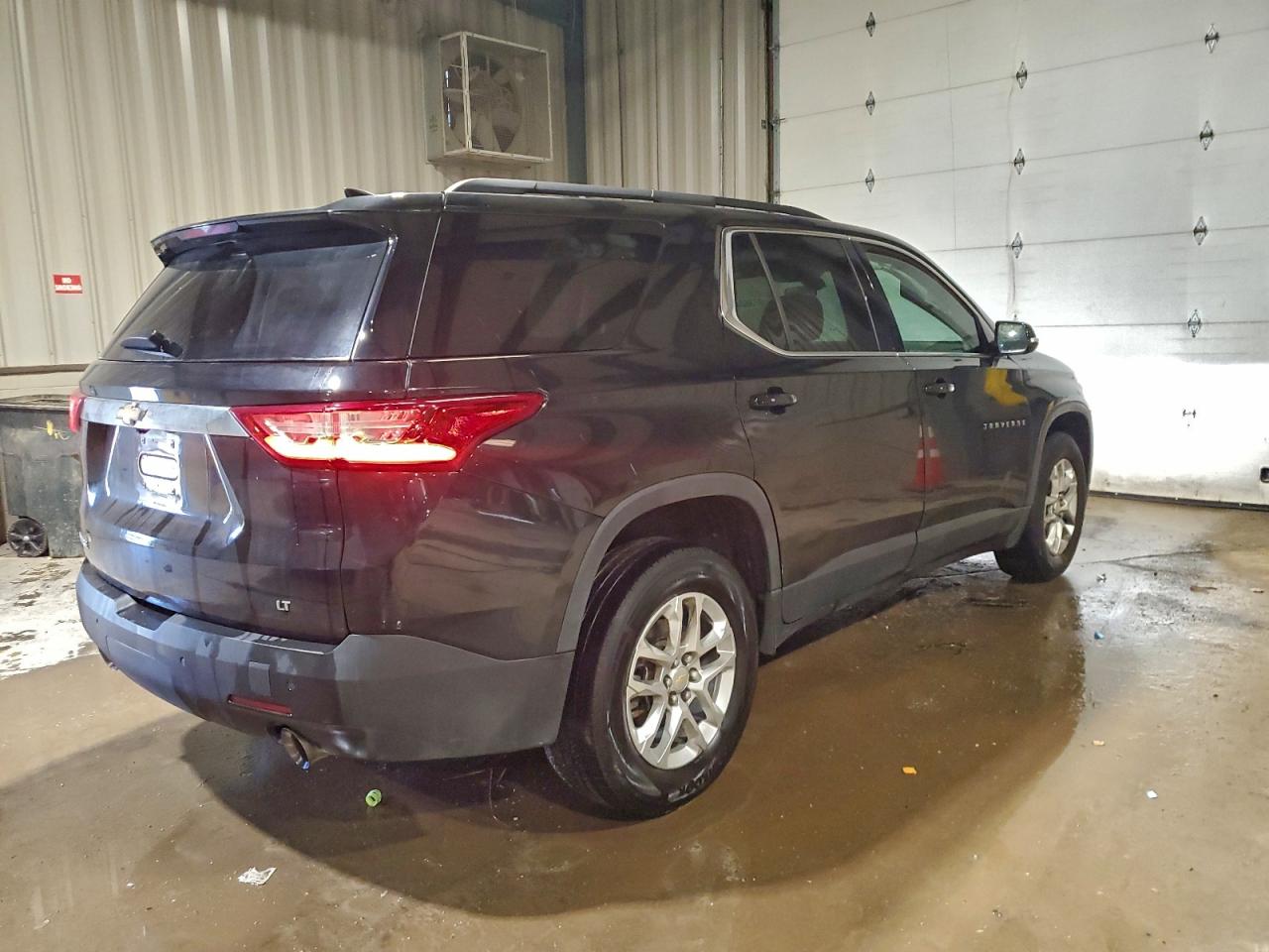 2020 CHEVROLET TRAVERSE LT photo 5